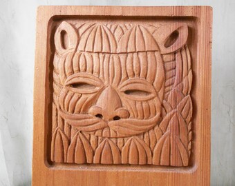 Carved Redwood Lion / Viking by Evelyn Ackerman - ERA Industries