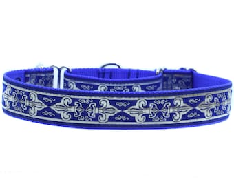 Wide 1 1/2 inch Adjustable Buckle or Martingale Dog Collar in Fleur de lis