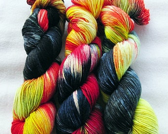 Handdyed SockYarn, 75 Wool, 25 Polyamid 100g 3.5 oz. Nr. 535