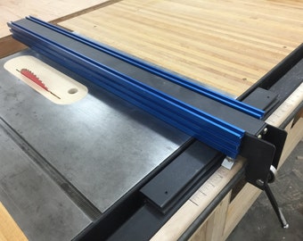Table saw fence with incremental positioning (plans)
