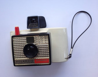 The Swinger Polaroid Land Camera Model 20