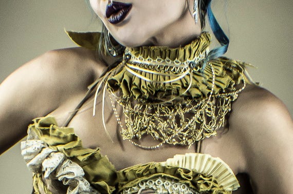 Gold Fancy Circus Collar Gold Fancy Circus Collar