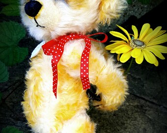 Artist Bear "Summersbee"