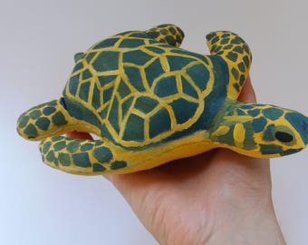 Handmade cloth puppet with fabric colors, sea turtle, house decoration, gift idea, decorative pillow, furniture