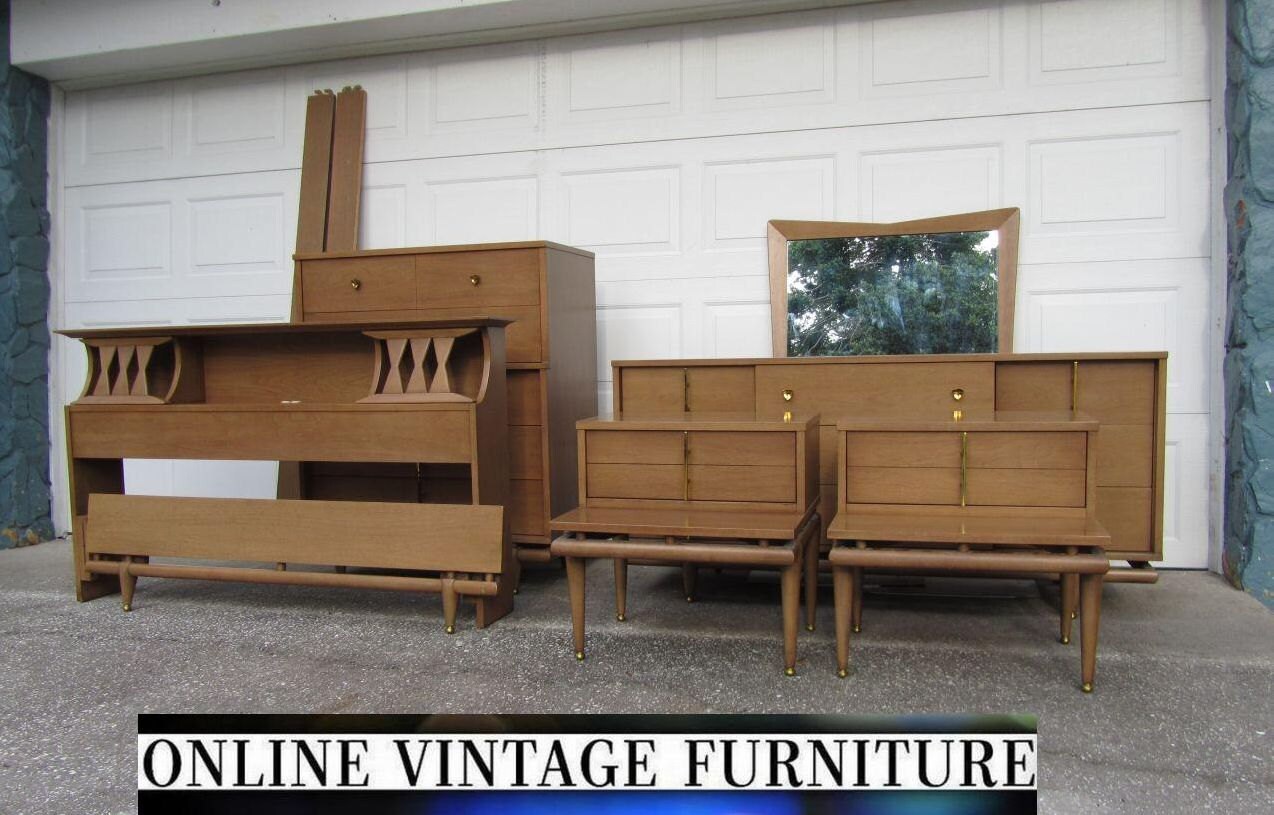 RARE 1950s Bedroom Set Kent Coffey Sequence Dresser Credenza RARE 1950s Bedroom Set Kent Coffey Sequence Dresser Credenza