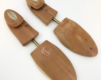 90s Cole Haan Cedar Shoe Tree Set of 2 ~ Solid Wood