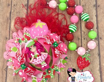 Strawberry Shortcake hair bow, strawberry Shortcake Bubblegum Necklace, Strawberry Bubblegum Necklace, Strawberry Shortcake Chunky necklace