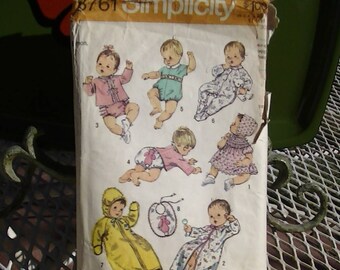 8761 Simplicity Babies' Layette Pattern
