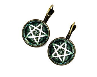 Five pointed star earrings