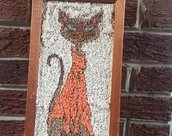 Atomic kitty gravel art