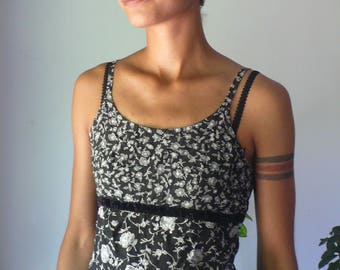 Vintage 90s Boho Gypsy Festival Floral Rose Monochrome Tank Camisole Vest Top, It was June, and the world smelled of roses.