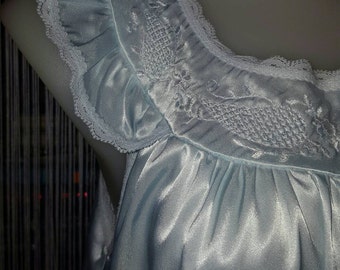 Vintage 70's - 80's Satin nightie pale blue