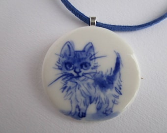 Kitten - Necklace - Hand made & Hand painted Blue and White Delftware Porcelain.