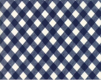 Basics (55124 37) Vintage Picnic Gingham Navy Bonnie & Camille