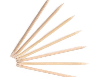 Pack of 20 Wooden Cuticle Pushers. 115mm x 4mm. Wood Nail Sticks for Art and Crafts. Pointed Orange Stick for Manicures and Pedicures.