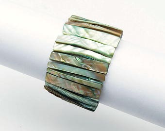 Vintage Mother-of-Pearl bracelet, shell beacelet, shell bangle, shell bracelet, vintage bracelet, vintage jewelry, gift