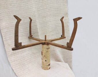Primitive antique wooden wool winder Collapsible yarn winder Compact yarn swift Rustic home decor Weaving knitting wooden tool Fibre arts