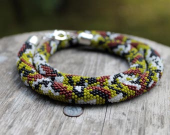 Download Beaded rope crochet with black and white geometric pattern