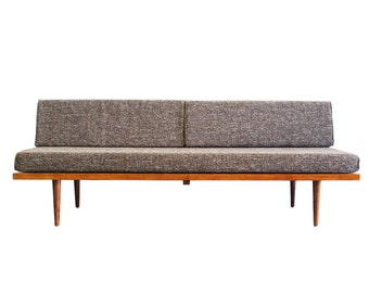 Mid Century Modern Daybed ("Classic Daybed")