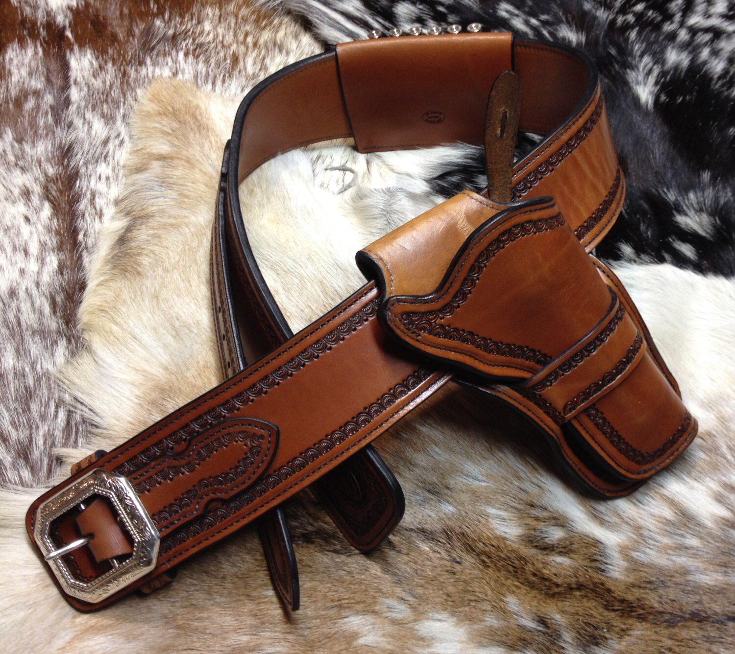 Holster and Gunbelt Old West Style for Ruger Vaquero Bisley