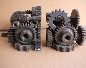 Metal Gears Bookends