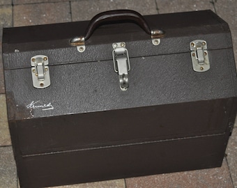 Large Kennedy 1018 Tackle Box
