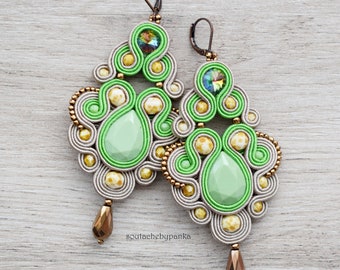 Sale 20% - Soutache dangle earrings. Bohemian green jewelry. Soutache handmade earrings.