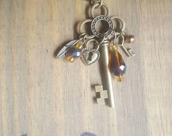Skeleton key dangle keychain