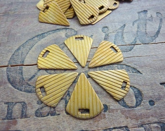 Vintage Art Deco Brass Stamping Triangle Fob (4)
