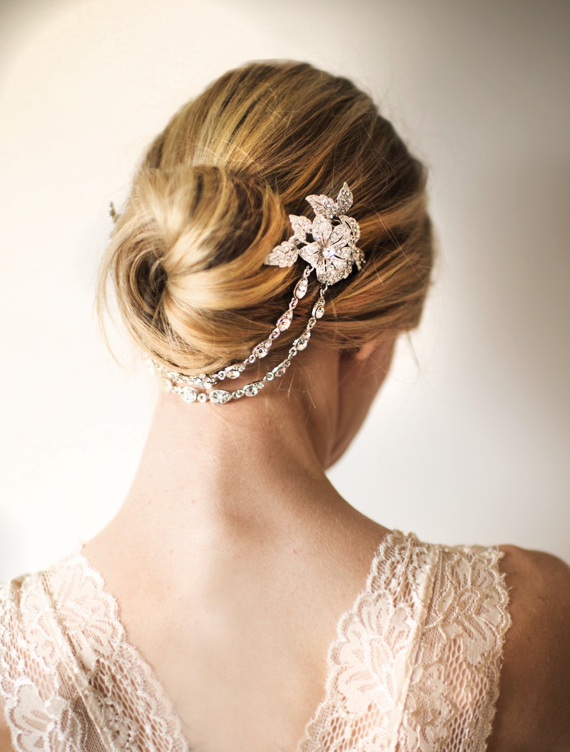 Image of wedding hair chain