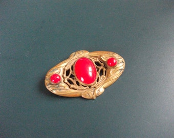 Antique 3 Red Glass Cabochon Stones Brooch Pin