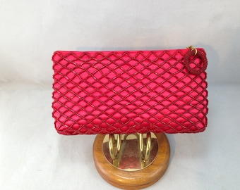 Red Satin and Criss-Crossing Beaded Pattern 7 by 4 Inch Clutch Style Purse 01486