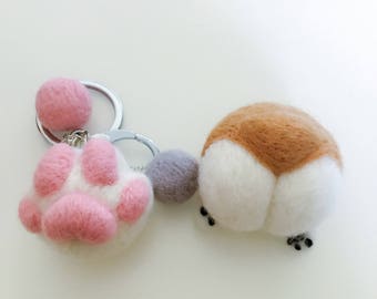 Handmade Wool Felted Dog/Cat little paw keychain