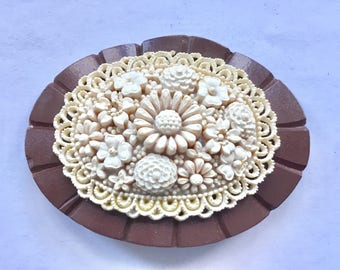 1930s Carved Celluloid Brooch / Carved Floral Celluloid Brooch / Vintage Brooch