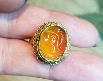 Antique Chalcedony Intaglio Bird Cameo Poison Ring sz 6