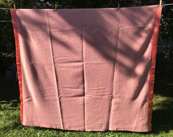 Vintage Wool Blanket / Kenwood Blanket / Vintage Kenwood Wool Blanket / Salmon Color Wool Blanket / Winter Blanket