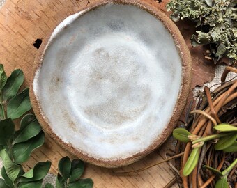 Rustic Pinched Dish - Icing glazed interior