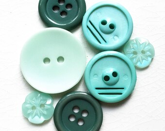 eco friendly mint seafoam teal green buttons--mixed lot of 7