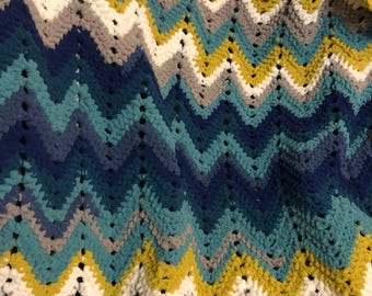 Zigzag Striped Afghan