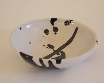 stoneware soup, cereal, or salad bowl