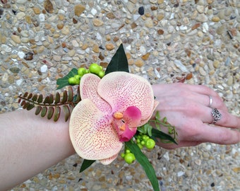 Orange bracelet with artificial phalaenopsis Orchid Finial
