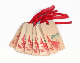 Christmas Gift Tags, Tea Stained, Rustic, Primitive, Holiday Tags With Bird, Shabby Vintage Style Hang Tags Shipping Tags Grungy Vintage Tag