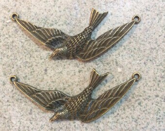 2 pcs soaring Bird connector antique gold alloy boho Tibetan metal charm pendant for earrings or necklace making