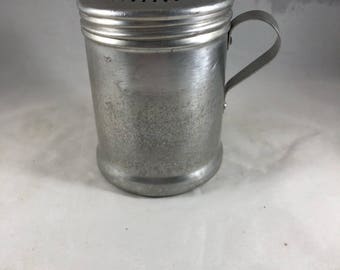 Aluminum Sugar Shaker - Vintage Shaker - Flour Shaker - Vintage Kitchen Decor - Kitchen Decoration - Salt Shaker - Pepper Shaker