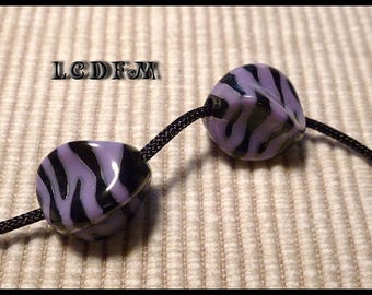 * ¤ Set of 2 beads knucklebone * Zebra * black and light purple-16x12mm ¤ * #P24