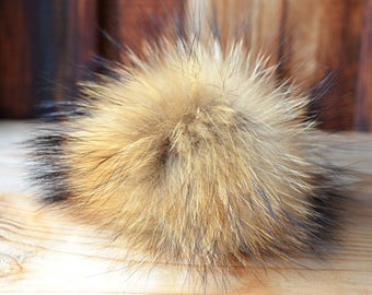 Genuine raccoon pom pom Beige fur pompom Real raccoon fur pom-pom for knit hat Medium Large furry ball 16 cm 20 cm pom pom