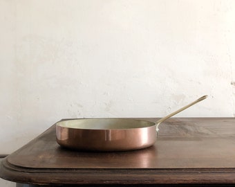 Vintage Copper Saucepan / vintage Copper pan / rustic Copper / Vintage saute Copper pan / Collectable Copper / Distressed Copper Decoration