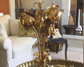 Vintage Italian tole lamp, Italian gilt metal lamp, Mid Century floral metalwork, Hollywood regency lamp