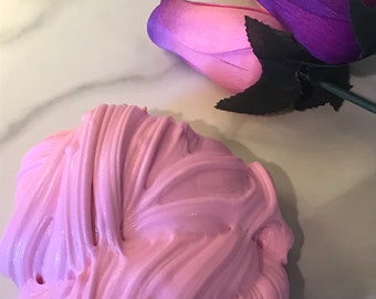 STRAWBERRY CUPCAKE