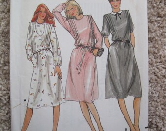 UNCUT Misses Dress - Butterick Sewing Pattern 3480 - Vintage